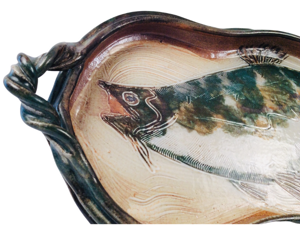 LARGE TRAY WITH FISH, EARTHY GREEN