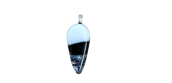 GLASS PENDANT WHITE BLACK SILVER TRIANGLE