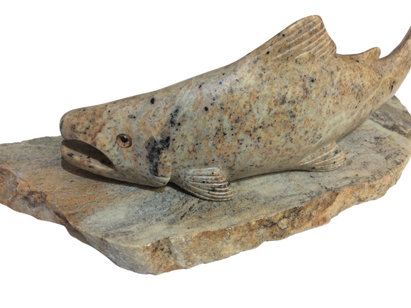 FISH SWIMMING WITH BASE 10"