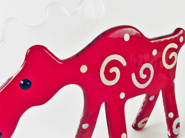 RED GLASS MOOSE WITH SWIRLS