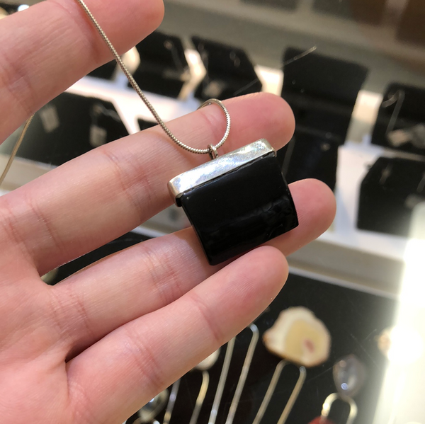 BALEEN SET IN SILVER NECKLACE