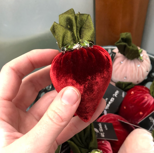SMALL CHERRY STRAWBERRY