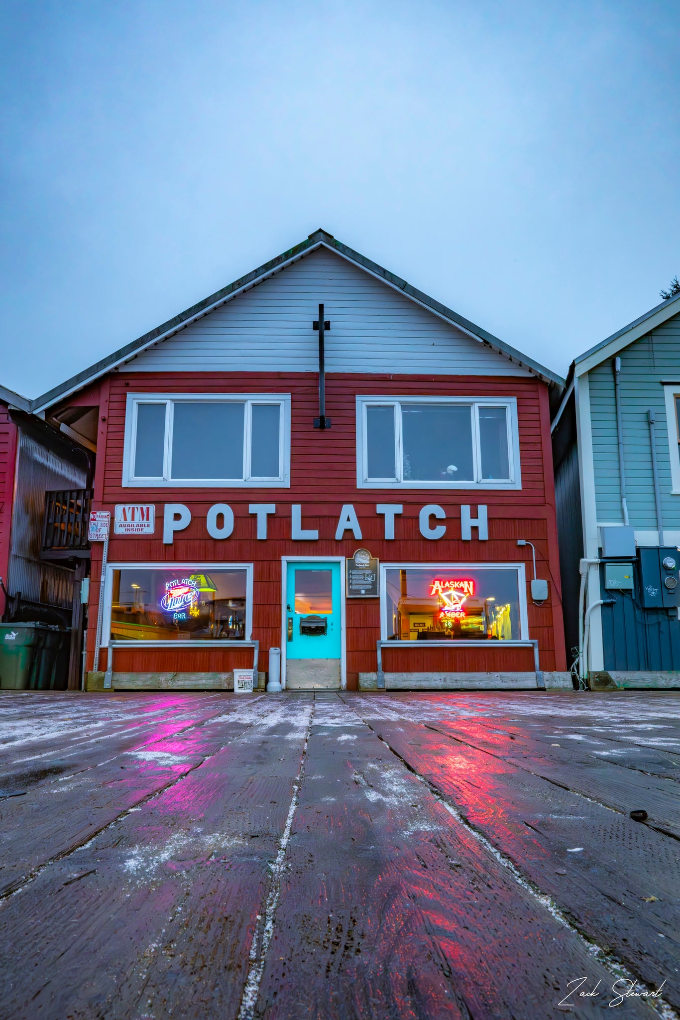 POTLATCH BAR