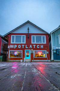 POTLATCH BAR
