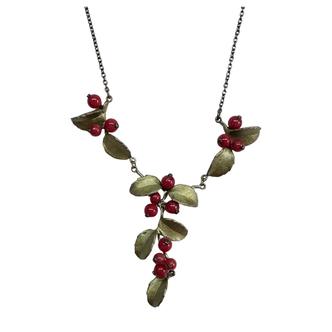 HOLLY NECKLACE