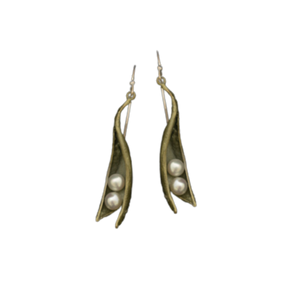 PEA POD TWO PEARL WIRE EARRINGS