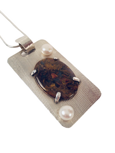 PIETERSITE  WITH PEARL PENDANT