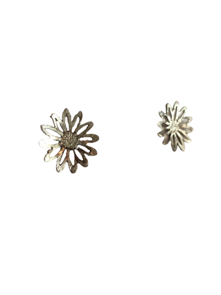 JUST DAISIES EARRINGS