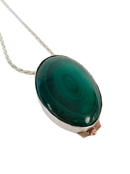 GREEN MALACHITE NECKLACE