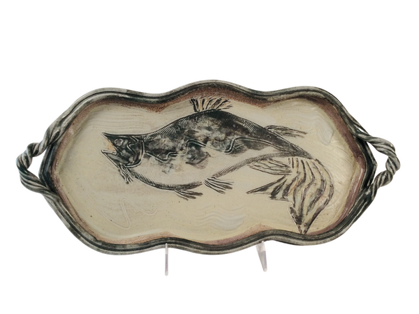 MEDIUM TRAY WITH FISH, JADE & WHITE