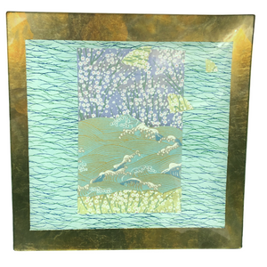 SQUARE PLATE WITH WAVES 10" x 10"