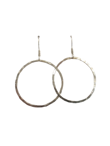 HAMMERED ROUND EARRINGS
