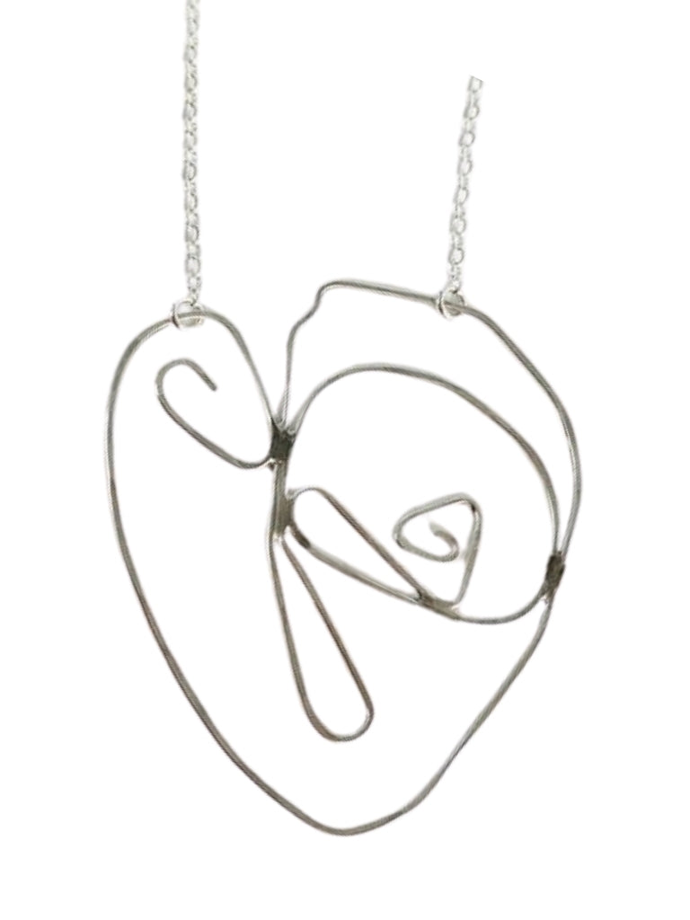 HEART IN STERLING WIRE NECKLACE