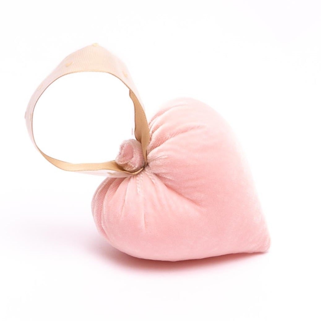 SMALL SILK BLUSH VELVET HEART WITH RIBBON