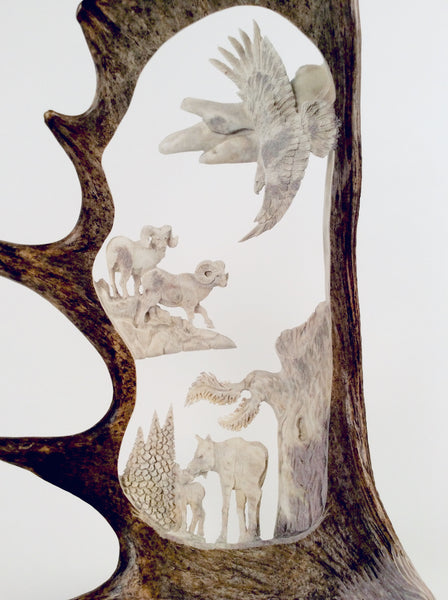NATURALLY WILD ANTLER CARVING