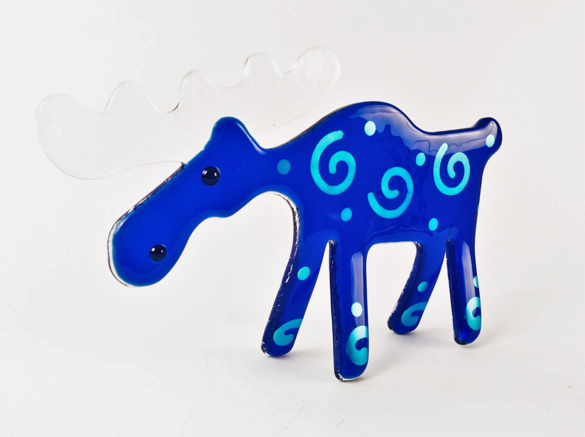 BLUE GLASS MOOSE WITH BRIGHT BLUE SWIRLS
