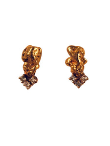 GOLD NUGGET TRIPLE DIAMOND EARRINGS