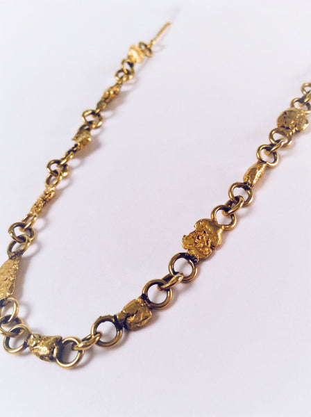 SEVEN NUGGET NECKLACE