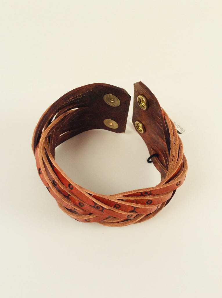 Creation: 7-strand mystery braid leather cuff bracelet cut with Cricut -  FoshiFlotsam Design