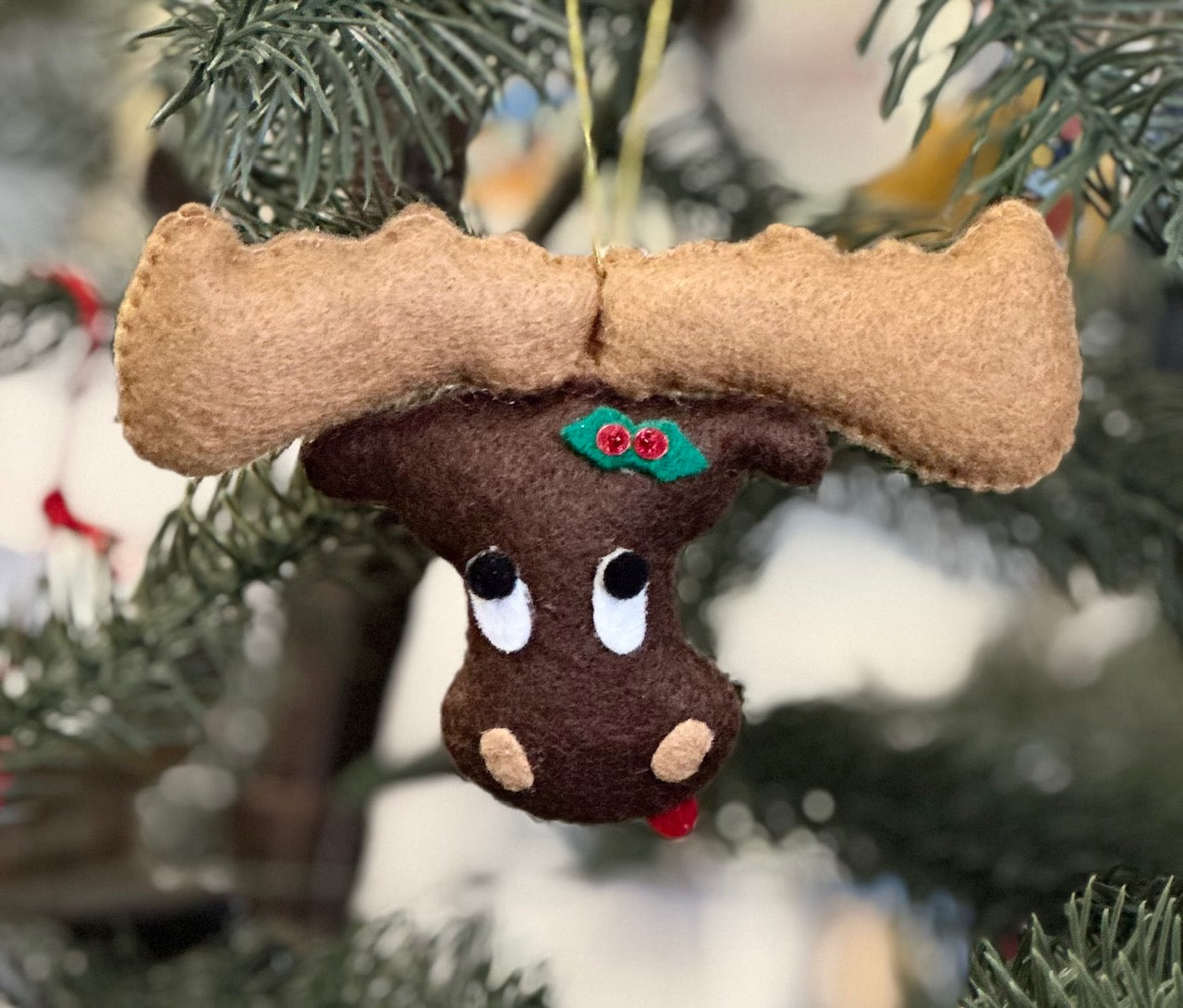 MOOSE ORNAMENT