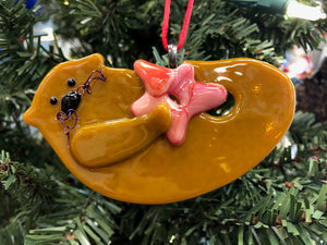 SEA OTTER ORNAMENT BUTTERSCOTCH