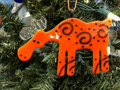 ORANGE SPIRAL MOOSE ORNAMENT GLASS