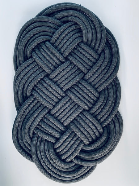 BLACK KNOT RUG