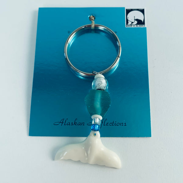 WHALE TAIL KEY RING