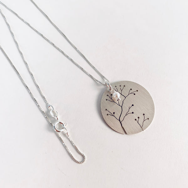 CUT BRANCH NECKLACE