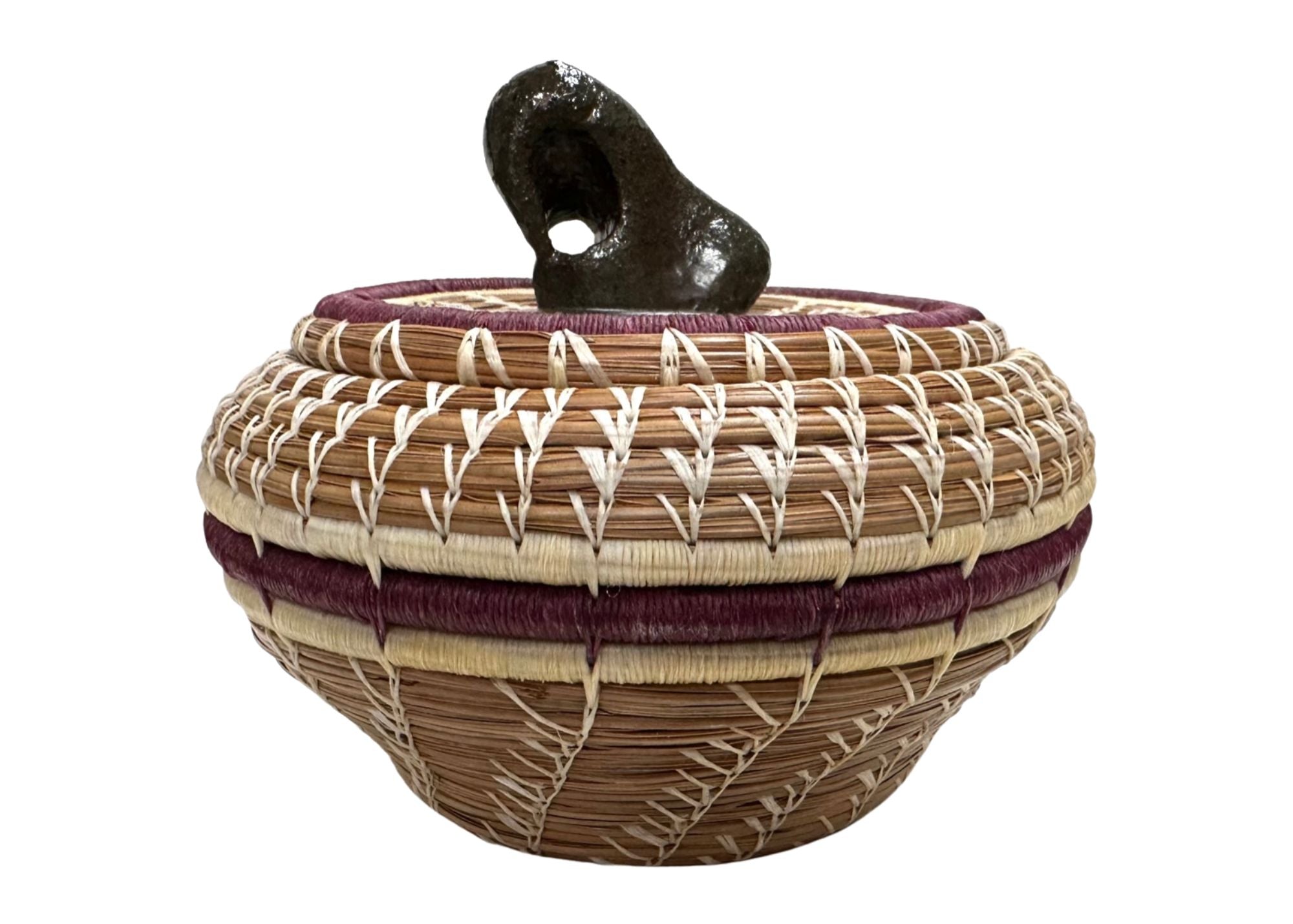 LIDDED BASKET WITH HAG STONE KNOB