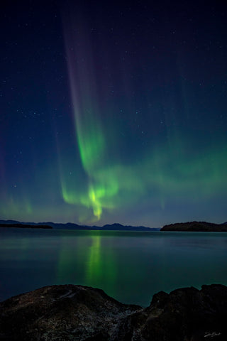 AURORA RIBBON OVER BEHM CANAL METAL PHOTO 12 X 18