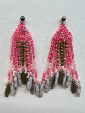 FISH TRIANGLE FRINGE EARRINGS PINK GREEN