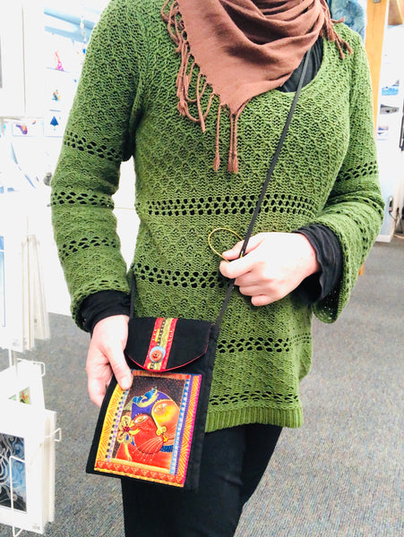 FLIGHT OF FANCY BEADED PURSE